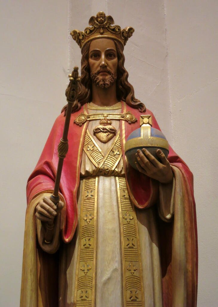 Cathedral of Saint Mary of the Immaculate Conception (Peoria, Illinois) - statue of Christ the King